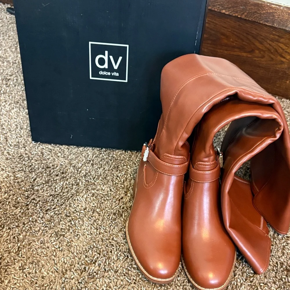 Dolce Vita Brown Over the Knee Boots - Picture 4 of 7